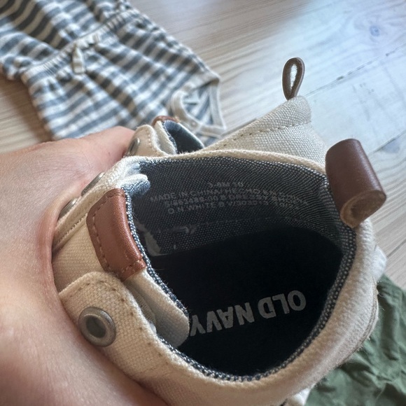 Old Navy, Little Planet Etc. Baby Boy Bundle! 3-6 Months - Picture 4 of 10